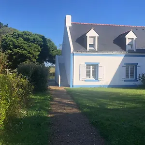 Maison Familiale Au Calme/5 Chambres/grand Jardin , Bangor France